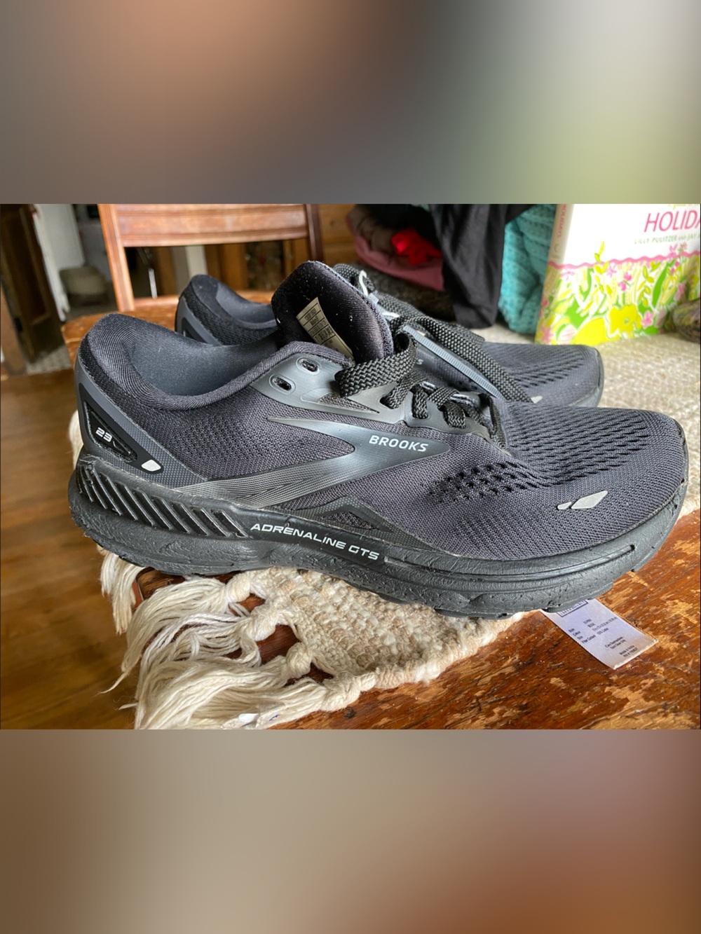 Brooks Adrenaline GTS Running Shoes in Black